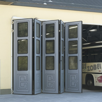 Складчатые ворота (ангарные)